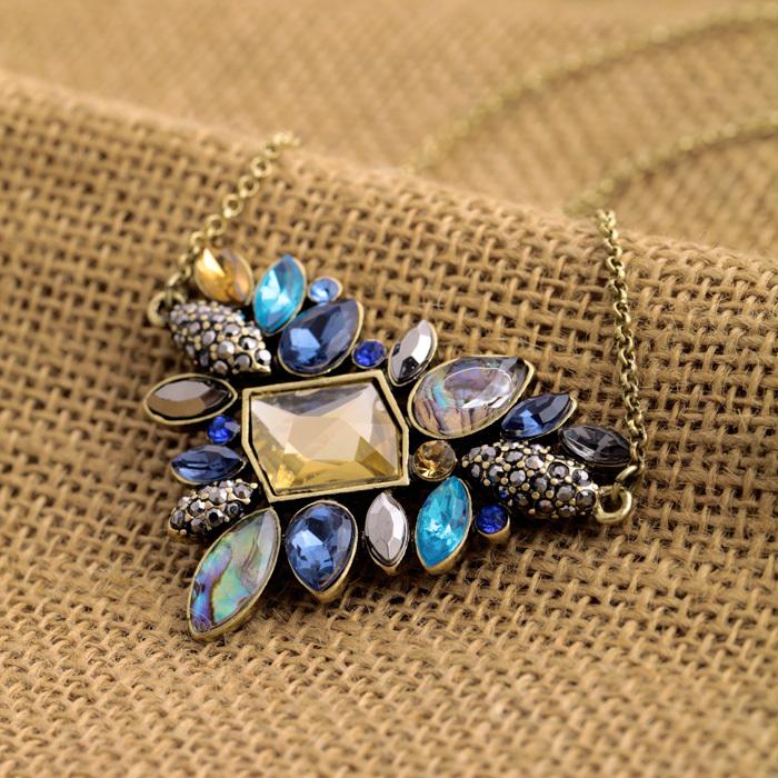 Exquisite Rhinestone Pendant